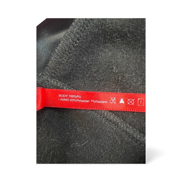 EUC Women’s Black Faux Leather Pants | Sz XL - Picture 6 of 6